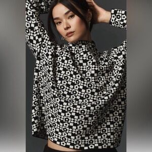 Maeve Anthropologie Carys Mock neck black and White Floral Geometric
Sweater XL